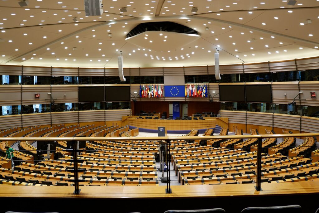Centralizarea controlului informației! În interiorul ultimei propuneri a UE de cenzurare a presei
